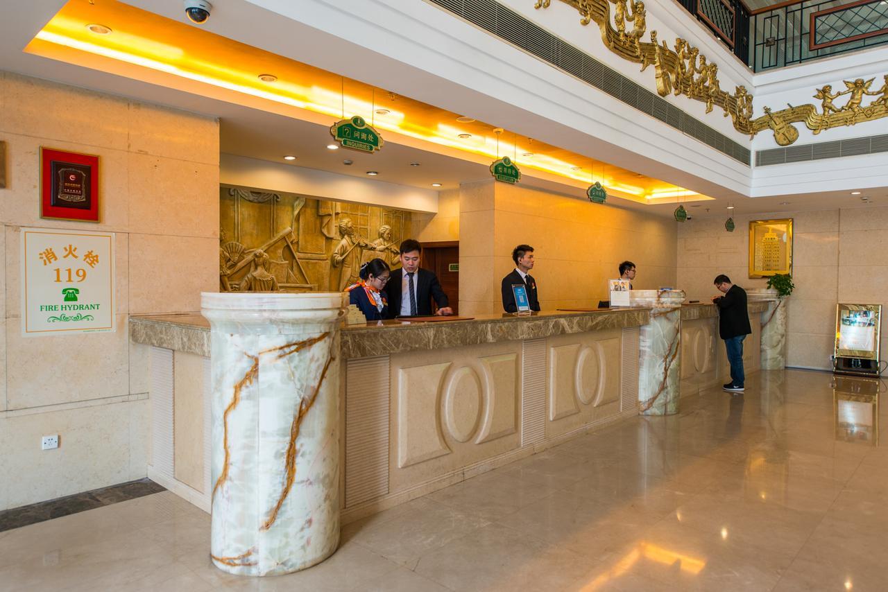 Vienna International Hotel Shanghai Train Station Exterior photo